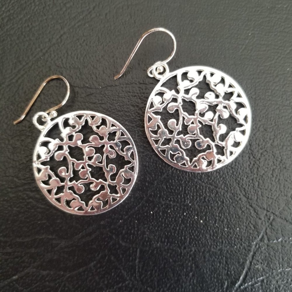 Solid 925 Sterling Silver Open Floral Vine Circle Round Dangle Drop Earrings